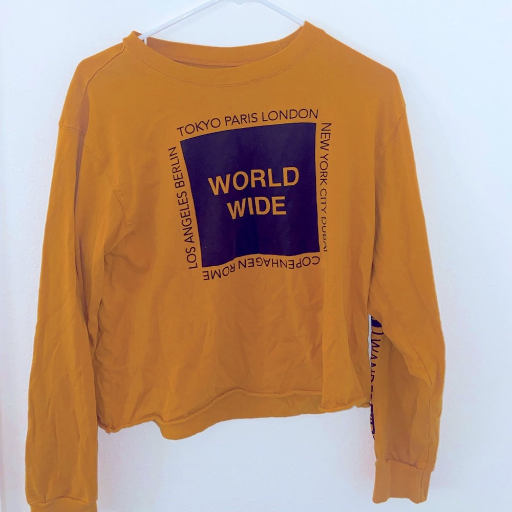 Women’s Long Sleeve World Wide Shirt